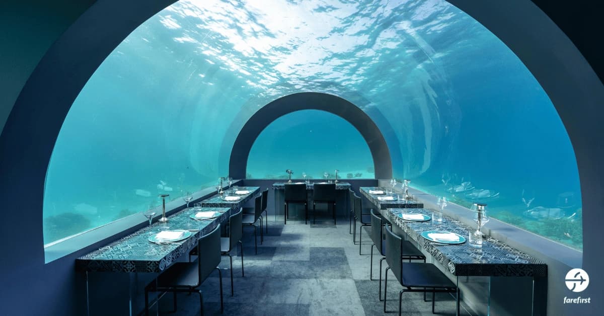 dine-beneath-the-waves-at-an-underwater-restaurant