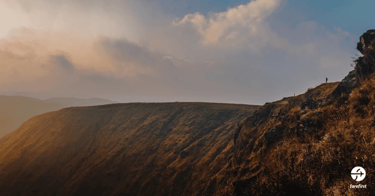 laitlum-canyons-a-view-above-the-clouds
