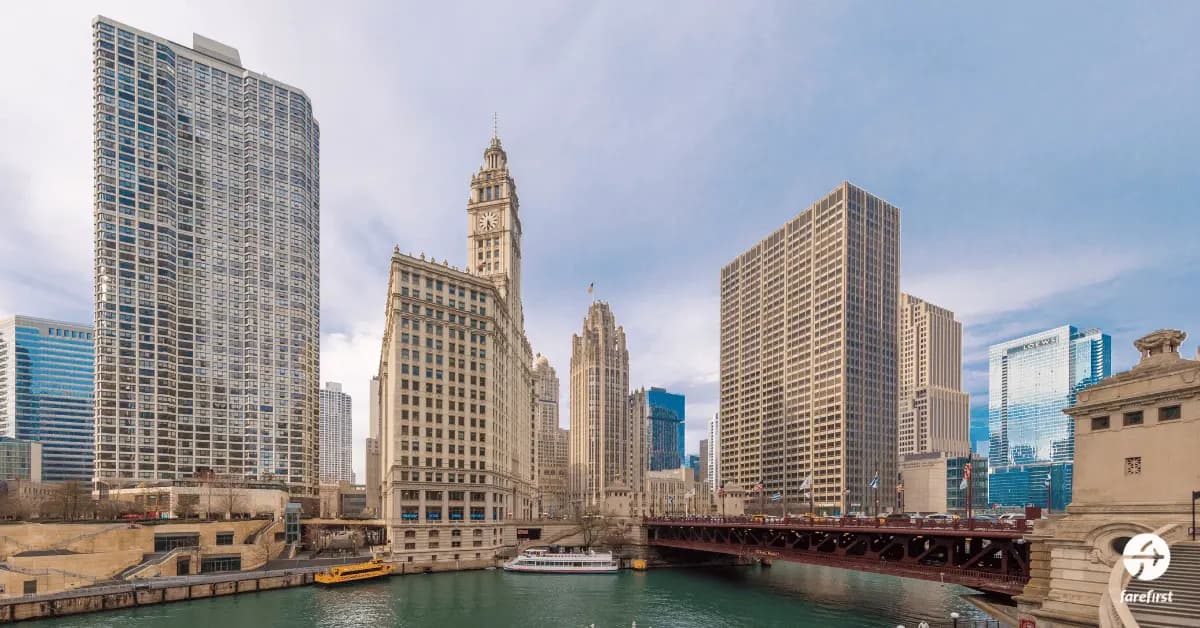 chicago-river-architecture-cruise-explore-the-city-from-the-water